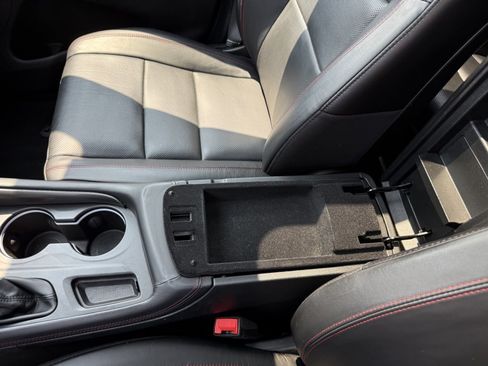 Used 2024 Dodge Durango GT AWD/4WD image 32