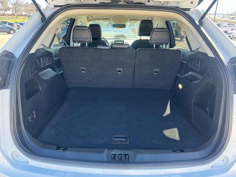 Certified 2024 Ford Edge SEL image 6