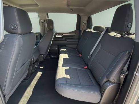 Used 2025 Chevrolet Silverado 1500 LT image 19