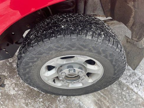 Used 2015 Ford F250 XLT w/ XLT Value Package image 8