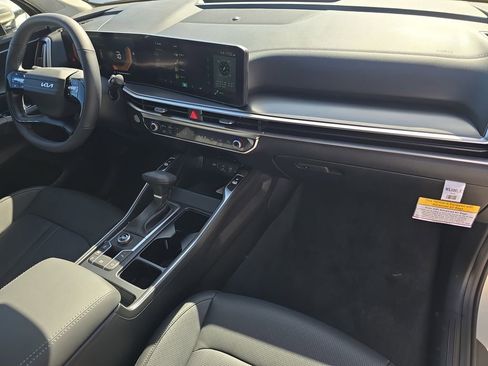 New 2026 Kia Sorento S FWD image 11