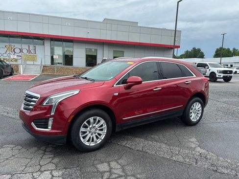 Used 2019 Cadillac XT5 FWD image 3