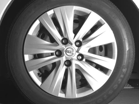 Used 2025 Nissan Sentra S FWD image 12