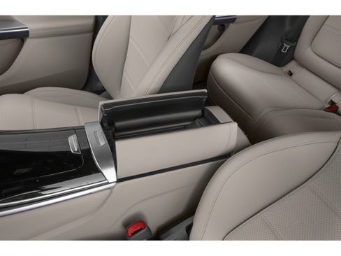 Certified 2026 Mercedes-Benz GLC 350e 4MATIC image 9