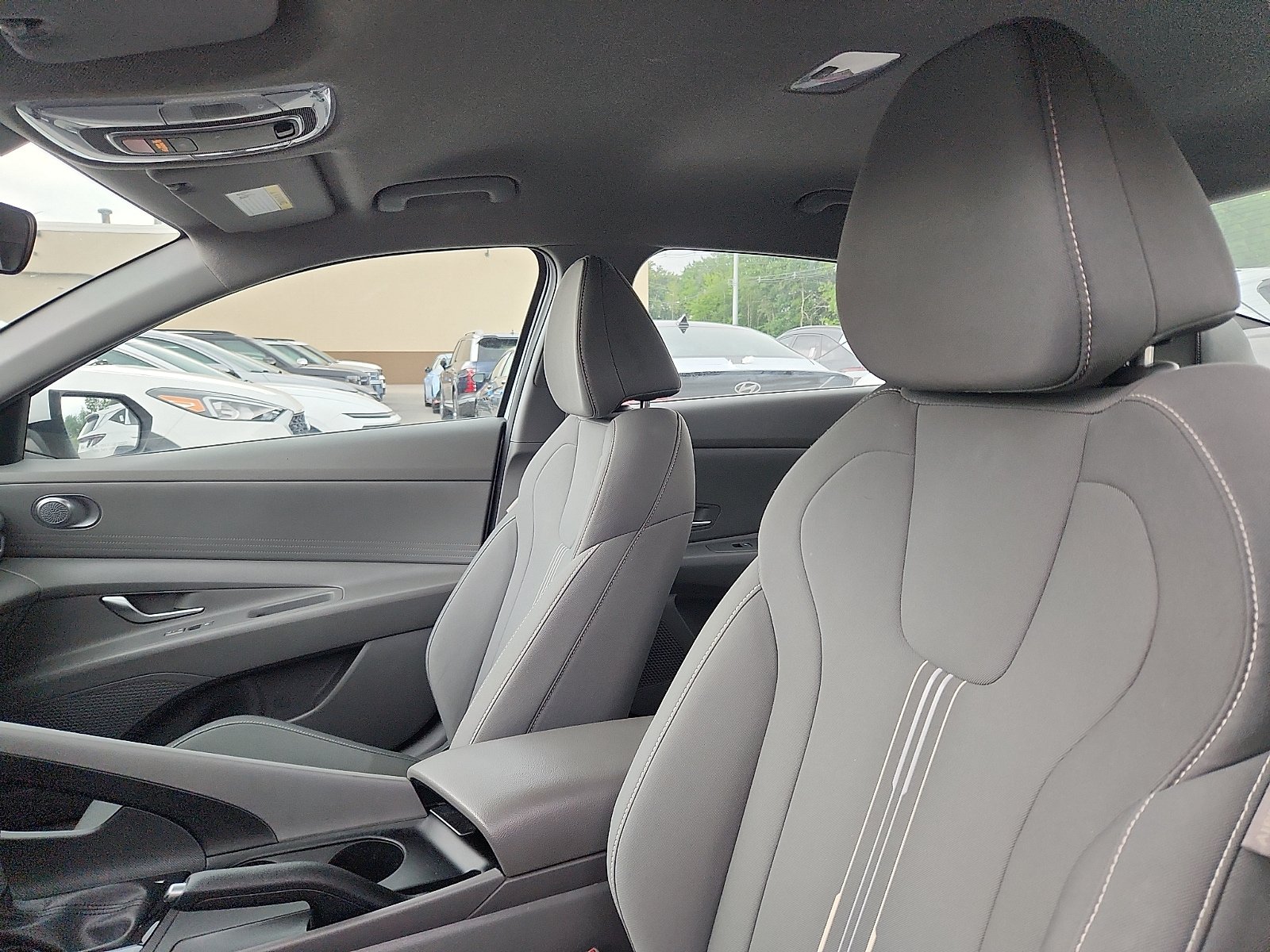 Certified 2024 Hyundai Elantra SEL FWD image 21