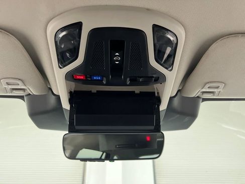 Used 2025 Subaru Outback Onyx Edition image 58