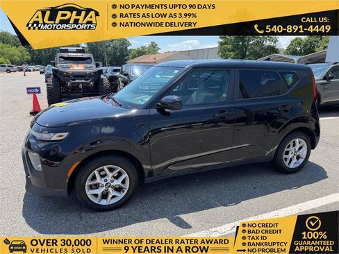 Used 2020 Kia Soul S FWD image 1
