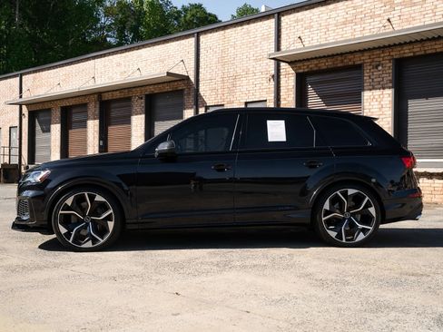 Used 2021 Audi SQ7 Prestige w/ Prestige Package image 4