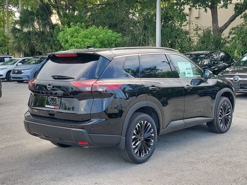 New 2026 Nissan Rogue Dark Armor FWD image 7