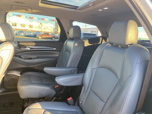 Used 2021 Buick Enclave Premium w/ Sun and Sites Package image 21