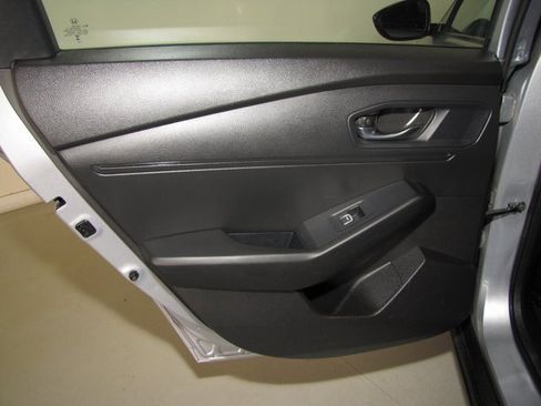 Certified 2023 Honda Accord LX image 12