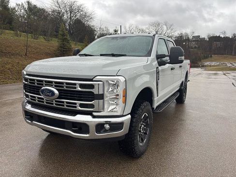 New 2026 Ford F350 XLT w/ Tremor Off-Road Package AWD/4WD image 8