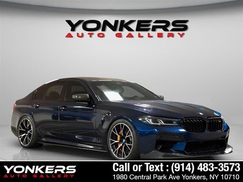 Used 2022 BMW M5 image 12