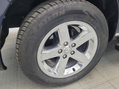 Used 2018 RAM 1500 Express RWD image 31