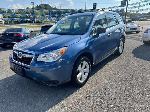 Used 2016 Subaru Forester 2.5i w/ Alloy Wheel Package AWD/4WD image 3