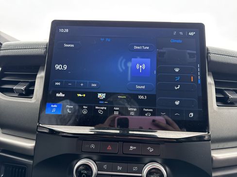 Used 2024 Ford Expedition Max XLT image 16