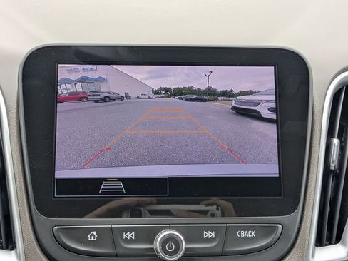 Used 2023 Chevrolet Malibu LT FWD image 29