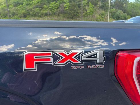 Used 2022 Ford F150 XLT w/ Equipment Group 302A High AWD/4WD image 9