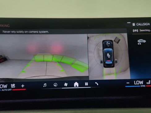 Used 2024 BMW i5 eDrive40i w/ M Sport Package RWD image 82
