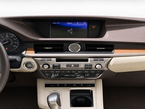Used 2017 Lexus ES 350 w/ Luxury Package FWD image 16