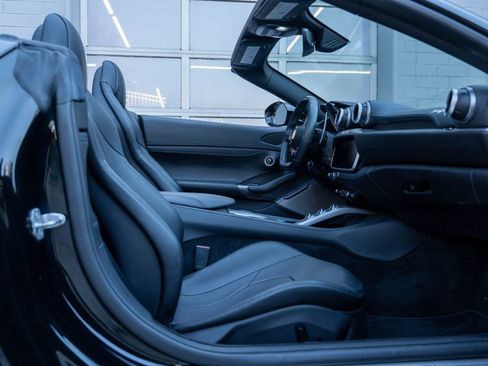 Used 2019 Ferrari Portofino image 50