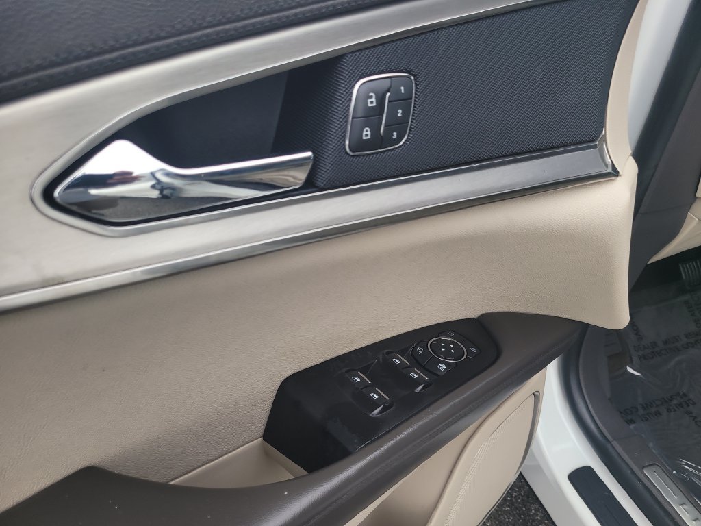 Used 2020 Lincoln Nautilus FWD image 14