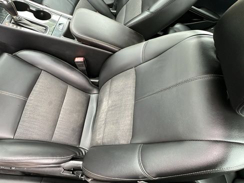 Used 2017 Chevrolet Impala LT image 11