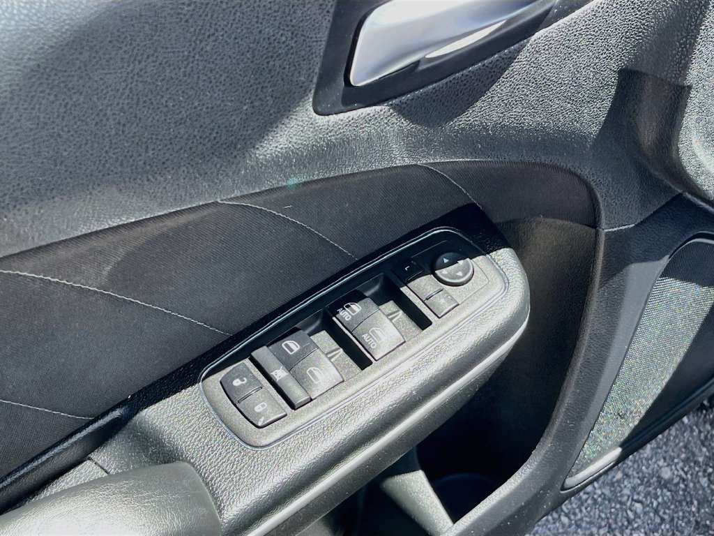 Used 2023 Dodge Charger SXT RWD image 18