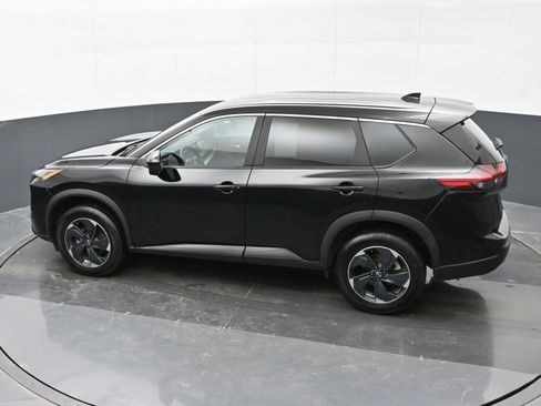 Used 2024 Nissan Rogue SV AWD/4WD image 31