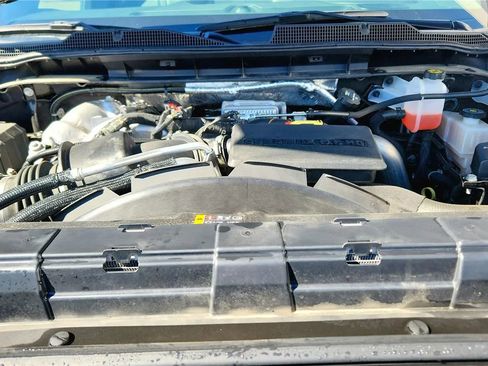 Used 2022 Chevrolet Silverado 3500 High Country w/ Safety Package II image 9