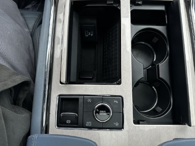 Certified 2020 Lincoln Navigator Black Label w/ Cargo Convenience Package AWD/4WD image 24