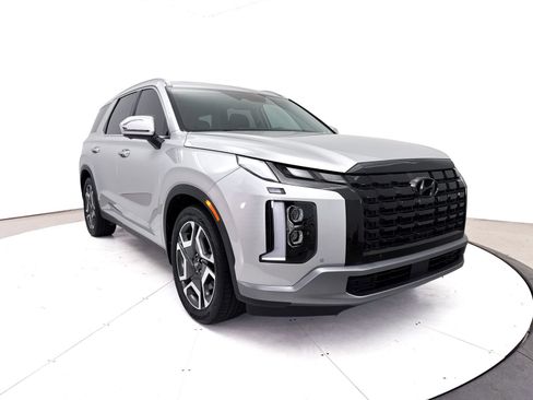 Used 2023 Hyundai Palisade Limited AWD/4WD image 16