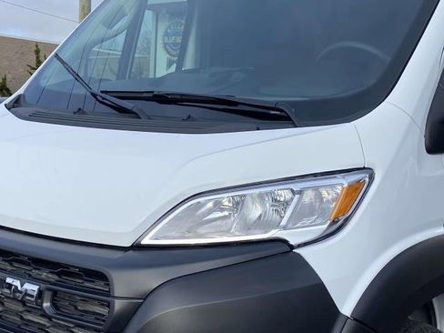 New 2024 RAM ProMaster 2500 w/ Convenience Group image 7