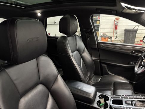 Used 2018 Porsche Macan GTS image 27