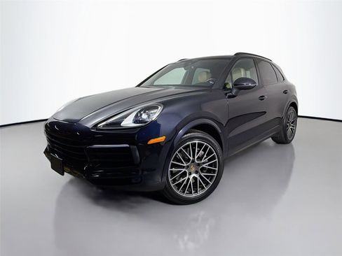 Certified 2022 Porsche Cayenne Coupe AWD/4WD image 1
