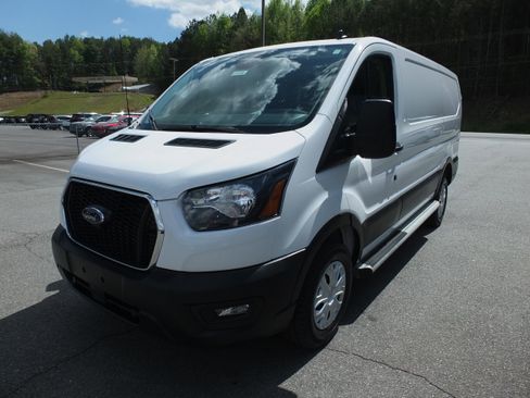 Used 2024 Ford Transit 250 Low Roof w/ Exterior Upgrade Package image 7