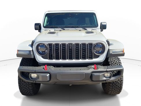 Used 2024 Jeep Wrangler Unlimited Rubicon AWD/4WD image 2