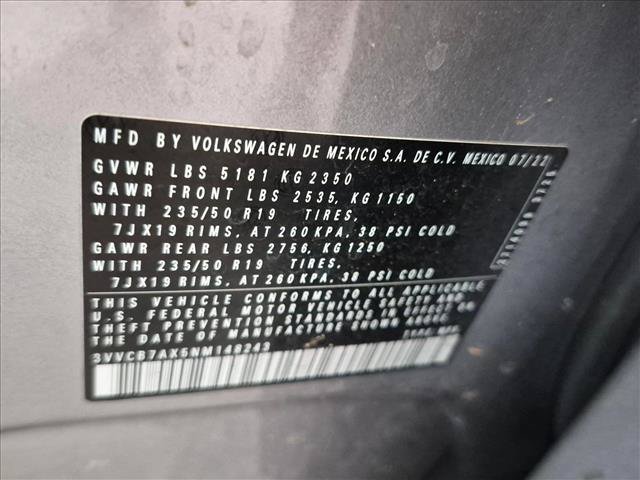 Used 2022 Volkswagen Tiguan SE R-Line FWD image 16