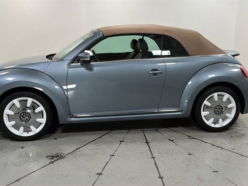 Used 2019 Volkswagen Beetle 2.0T Final Edition SEL image 8