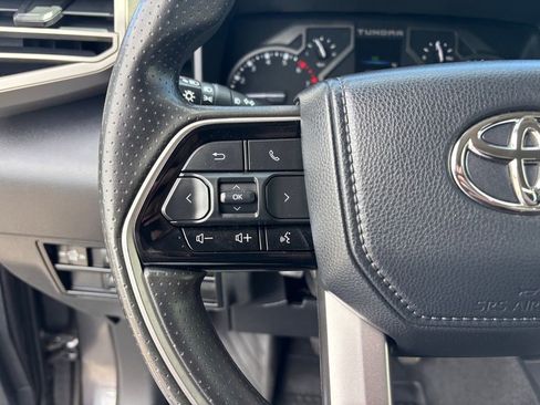 Used 2022 Toyota Tundra SR5 AWD/4WD image 15