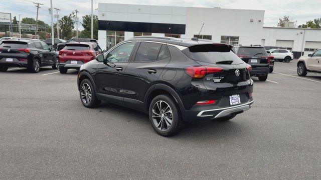 Certified 2023 Buick Encore GX Select w/ Safety Package II AWD/4WD image 6