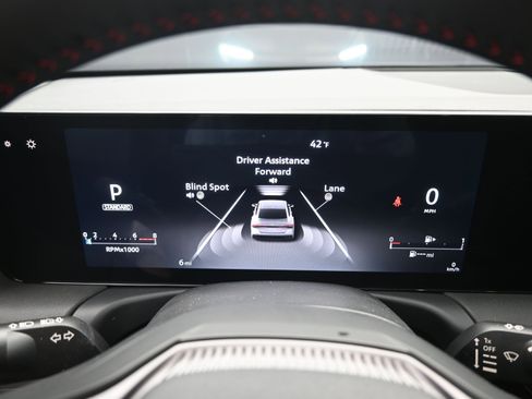 New 2026 Nissan Sentra SR image 13