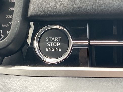 New 2026 Mitsubishi Outlander AWD image 13