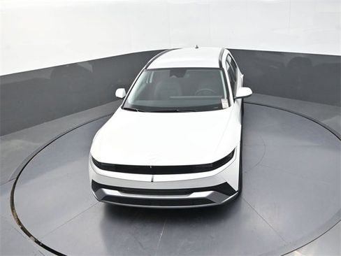 New 2025 Hyundai Ioniq 5 SEL image 22