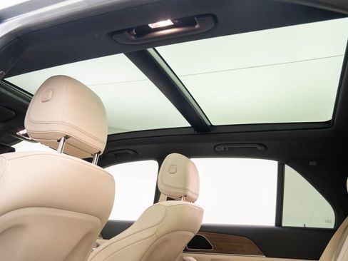 Certified 2024 Mercedes-Benz GLE 350 4MATIC w/ Winter Package image 19