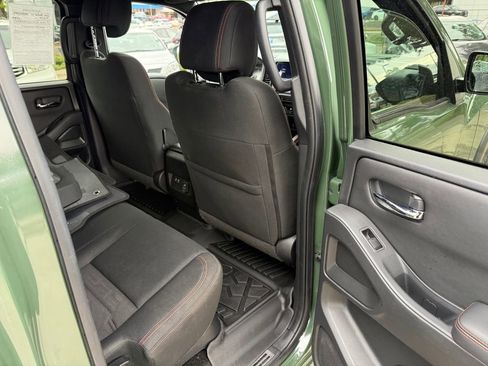 Used 2023 Nissan Frontier PRO-4X w/ Pro Convenience Package AWD/4WD image 17