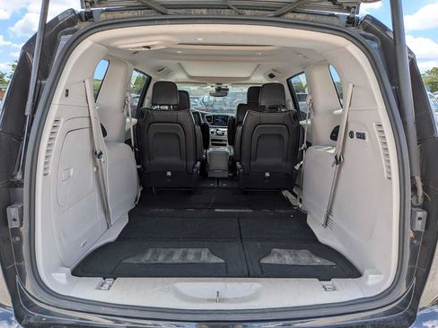 Certified 2020 Chrysler Pacifica Limited w/ Advanced Safetytec Group FWD image 33