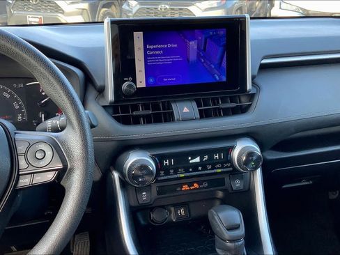 Used 2024 Toyota RAV4 XLE image 7