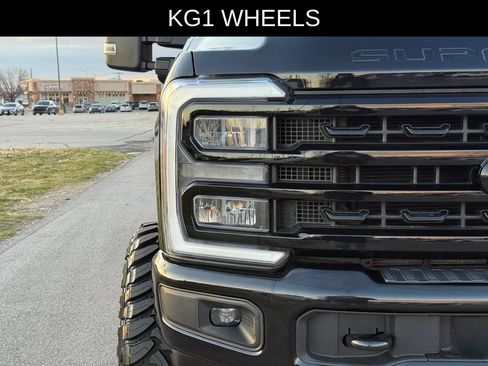 Used 2023 Ford F250 Lariat w/ Chrome Package AWD/4WD image 6