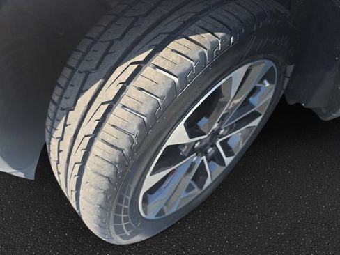 Used 2023 Jeep Grand Cherokee Overland RWD image 34